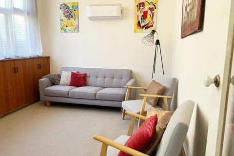 Living room, air conditioner