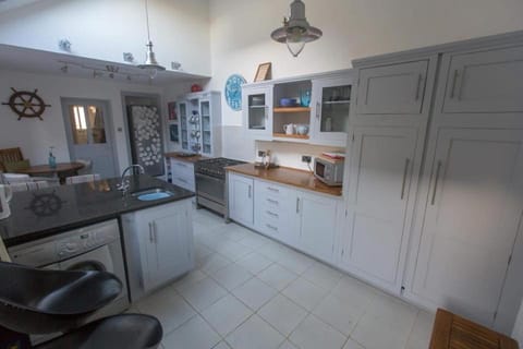 Holiday House Pembroke Dock House in Wales