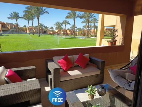 Patio, Day, Natural landscape, Seating area