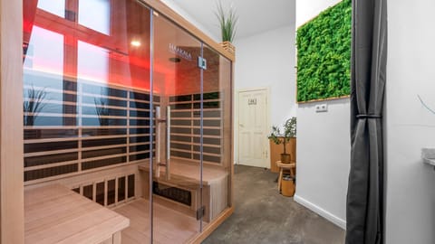Sauna, Sauna, Bathroom