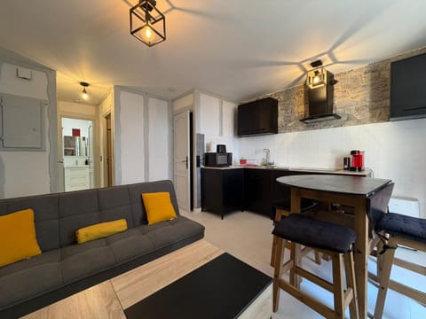 Living room, kitchen