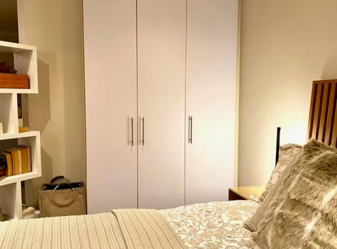 Treetops Studio Apartment in Cape Town