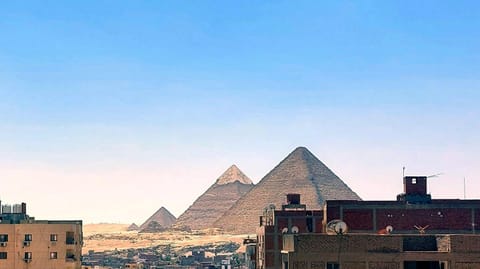 Nearby landmark, Day, Natural landscape, Balcony/Terrace, Landmark view