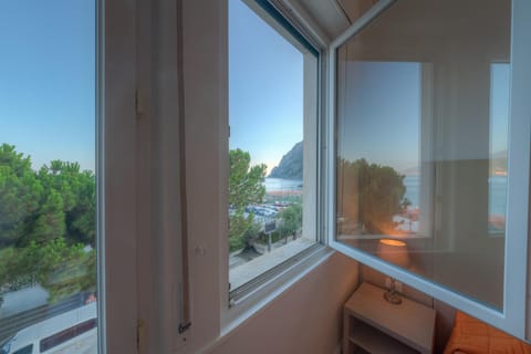 Nearby landmark, Sea view