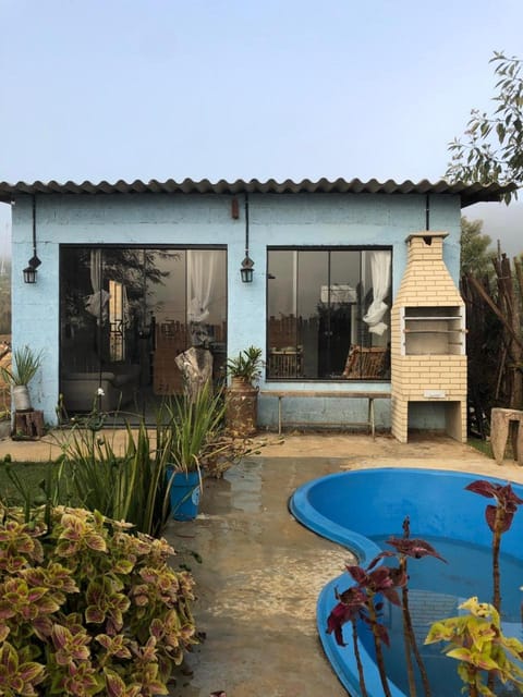 Facade/entrance, Swimming pool