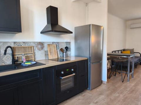Living room, Dining area, kitchen