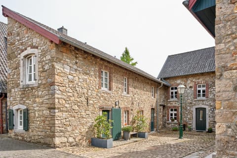 Property building, Patio, Facade/entrance, Day, Inner courtyard view