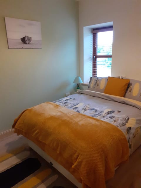 Lakeside Cottage Bed and Breakfast in Longford