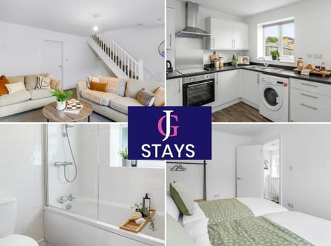 Bed, Kitchen or kitchenette, Photo of the whole room, Bedroom, oven, stove, towels, washing machine