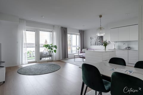 New apartment with sauna, lake and beach Apartment in Finland