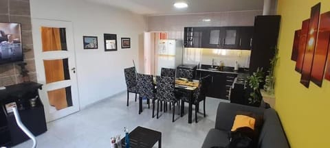 Communal lounge/ TV room, Kitchen or kitchenette