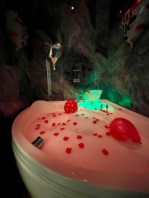 Hot Tub