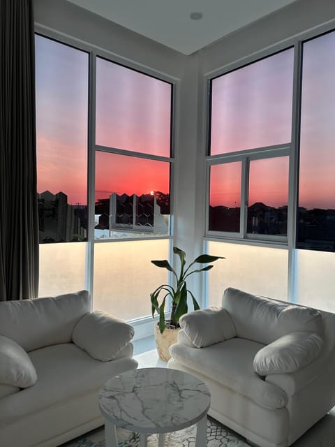 Seating area, Sunset