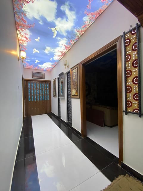 Property building, Decorative detail