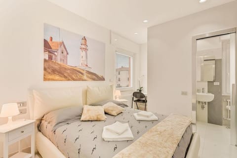 Via Veneto 333 Modern Apartment Free Parking Apartment in La Spezia