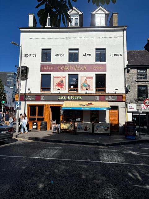 Draper Rooms Galway Bed and Breakfast in Galway