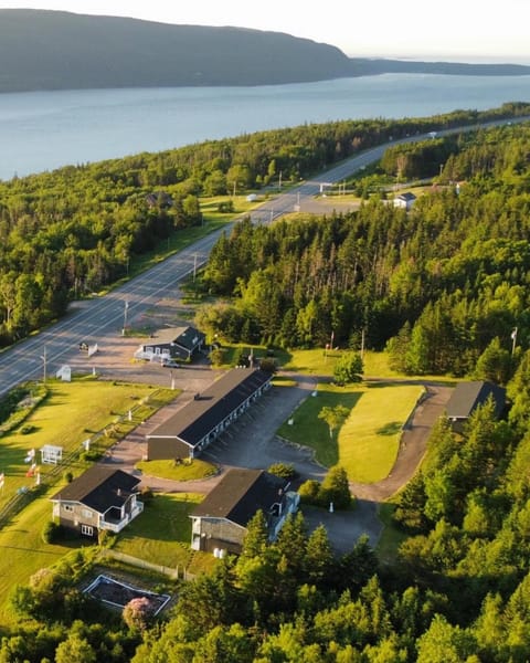 Neighbourhood, Natural landscape, Bird's eye view, View (from property/room), Lake view, River view