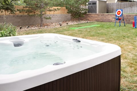 Stylish House with Hot Tub, Fire Pit Pool table near Denver House in Westminster