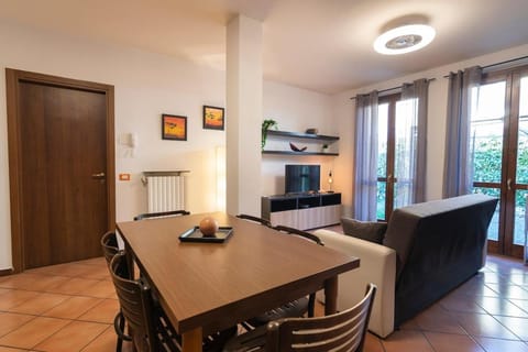 Milano Fiera WiFi Parcheggio Gratuito Apartment in Rho