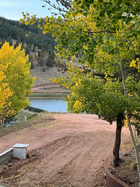 Day, Natural landscape, Lake view, Mountain view