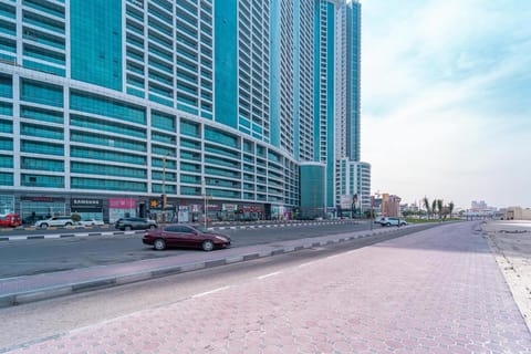 Luxury Oceanfront Fully Furnished 2BR! Apartment in Ajman