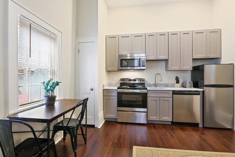 Kitchen or kitchenette, Dining area, dishwasher, oven, stove, toaster