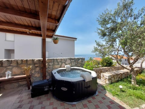 Balcony/Terrace, Spa and wellness centre/facilities, Sea view