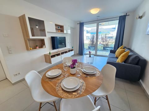 Relaxing 1 BR Flat with terrace and parking Apartment in Luxembourg