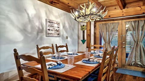 Hillside Hideaway House in Sevierville