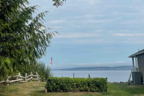 Admiralty (Downstairs) House in Hansville