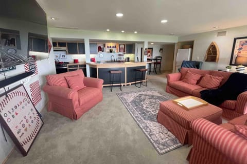 Admiralty (Downstairs) House in Hansville