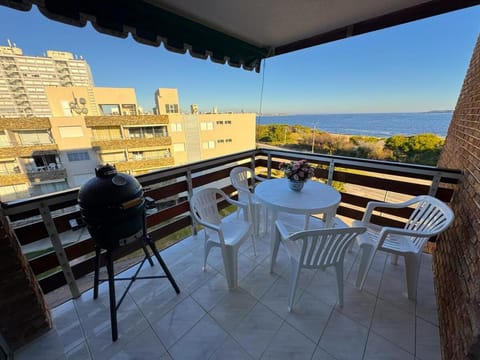 View (from property/room), Balcony/Terrace, Sea view