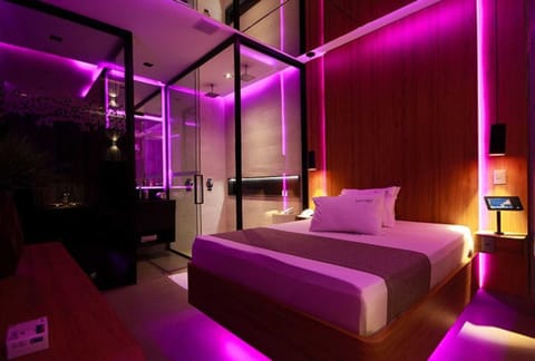 Bed, Photo of the whole room, Evening entertainment, Bedroom, Entertainment