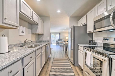 Ozark Oasis Apartment in Branson