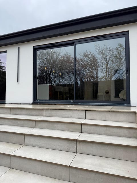 Peaceful home Villa in Oldham