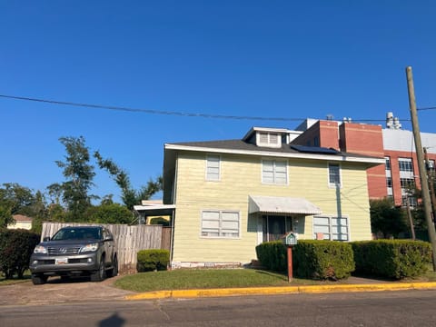 Property building, Day, Parking