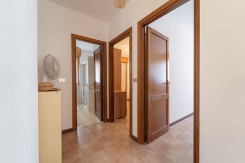 Bathroom, Photo of the whole room, Bedroom