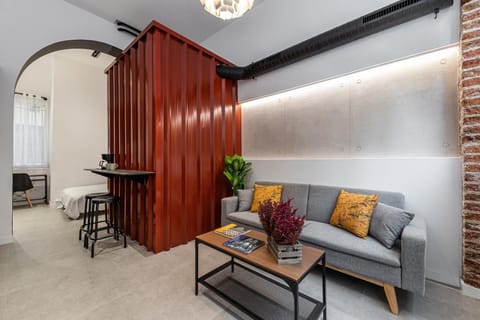 Living room, Seating area