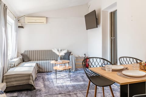 Azure Nest Country House in Euboea