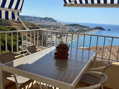 View (from property/room), Balcony/Terrace, Sea view