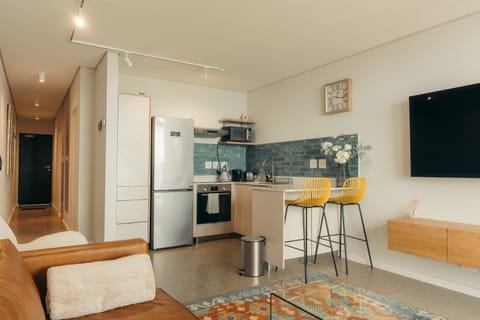 Kitchen or kitchenette, Living room