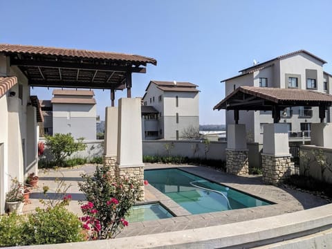 Property building, Pool view, Swimming pool, Swimming pool