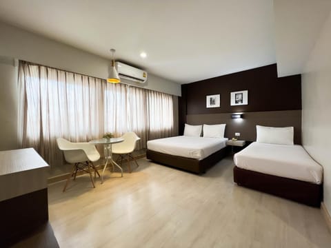 Bed, Bedroom, air conditioner