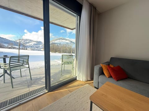 Day, View (from property/room), Balcony/Terrace, Living room, Mountain view