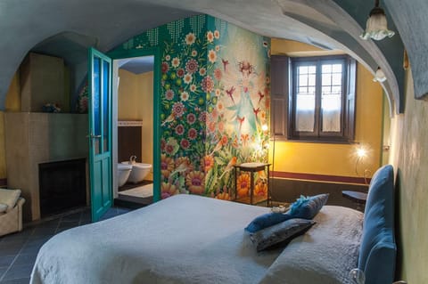 Shower, Toilet, Bathroom, Bedroom
