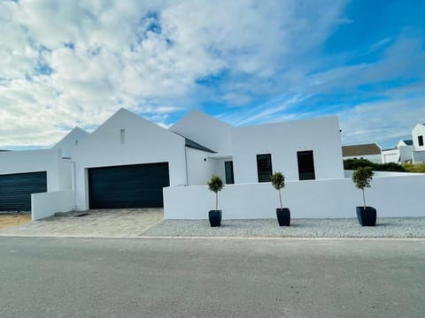 44 Staycation Beach-house House in Western Cape