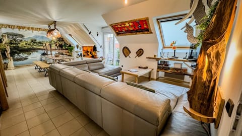 Property building, Communal lounge/ TV room, Living room, Seating area