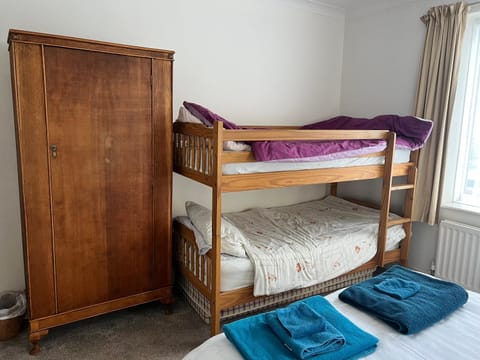 Brantwood Guest House Bed and Breakfast in Christchurch