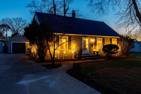 Property building, Night