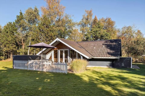 M230-Vaeggerlose-Skovmaerkevej-2 House in Væggerløse